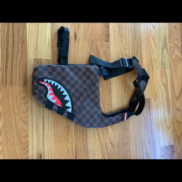 Sprayground Bags Sprayground Sharks Of Paris Louis Holster Bag